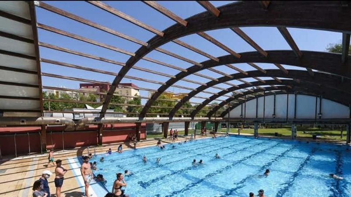 Piscina pública de Rochelambert