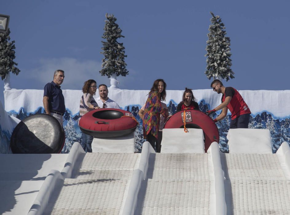 Inauguración del tobogán gigante en Santa Cruz de