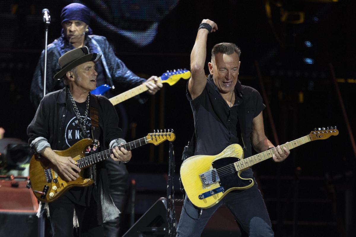 Bruce Springsteen en concierto en el Estadi Olimpic de Barcelona