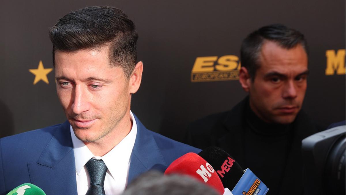 Lewandowski explica que su gesto iba dirigido a Xavi y no a Gil Manzano