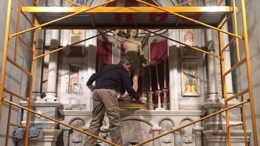 La Vilavella inicia los trabajos de restauración del altar de su patrón en la iglesia parroquial