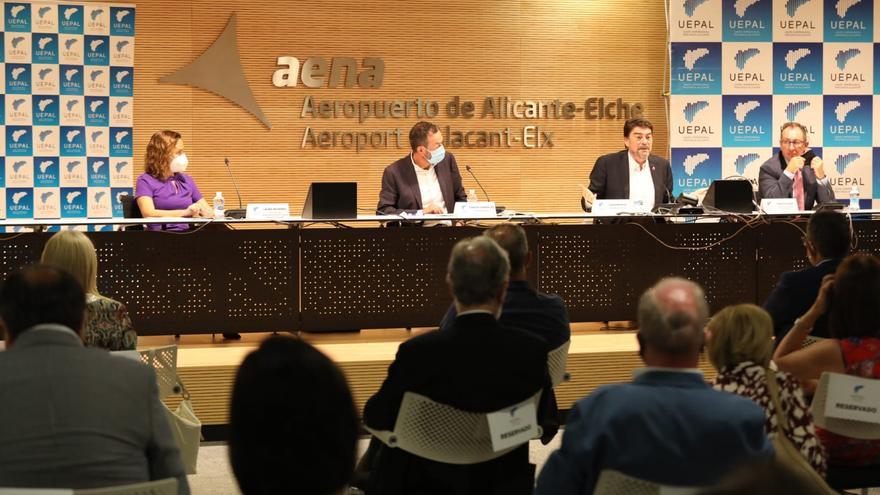 Patronal y alcaldes piden diálogo e infraestructuras para fortalecer el eje Alicante-Elche