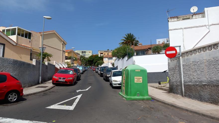 Suprimen otro medio centenar de estacionamientos en el barrio de La Salud