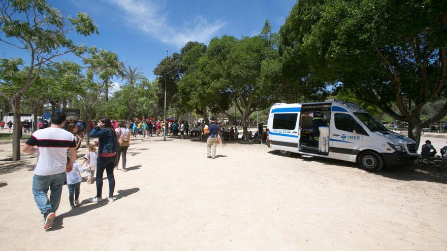 6.000 festeros abarrotan el parque Lo Morant el domingo de paellas en una edición anterior a la pandemia