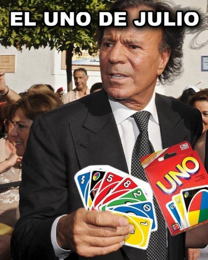 Jährlicher Spaß zum ersten Juli mit Julio Iglesias.