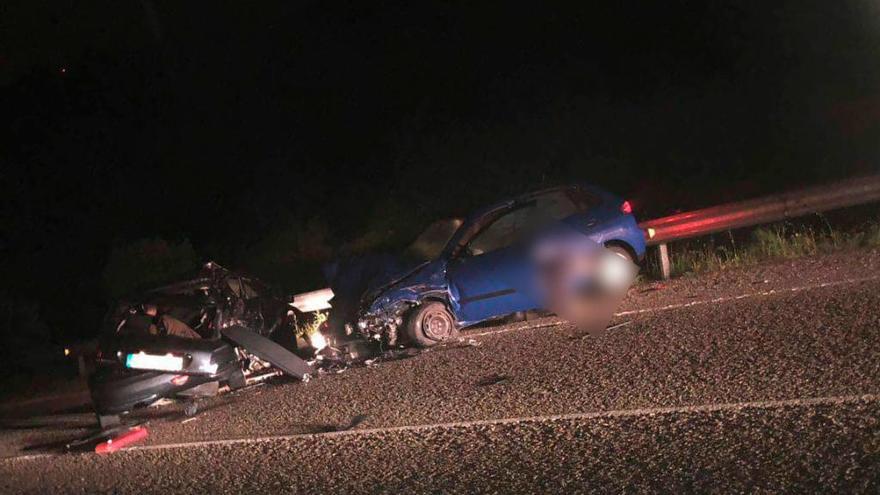 Una joven muerta y cinco heridos en un accidente de tráfico en el corredor del Nalón