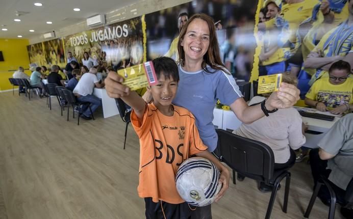 lAS PALMAS DE GRAN CANARIA A 12/06/2017. Inicio de la Campaña 2017-18 de Abonados de la UD Las Palmas. FOTO: J.PÉREZ CURBELO