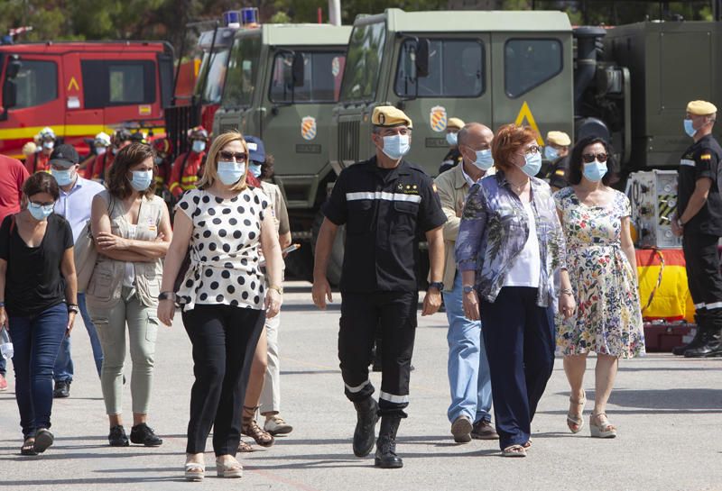 Gloria Calero visita la Unidad Militar de Emergencias, UME en la base militar de Bétera