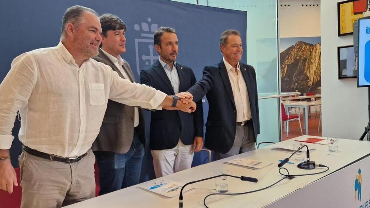Por la izquierda, Carlos Paniceres, Borja Sánchez, Daniel González y Félix Baragaño.