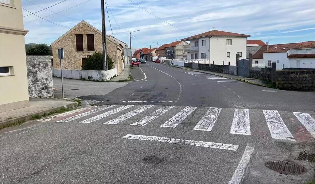 Estado actual dun tramo da rúa Buenos Aires, de Corrubedo.