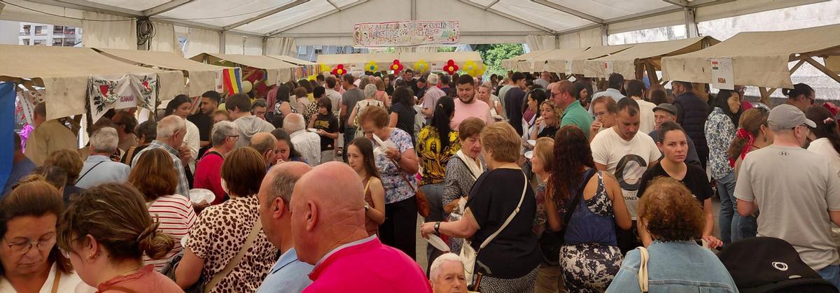 En imágenes: la jornada gastronómica y cultural "Saberes y sabores" triunfa en Cangas