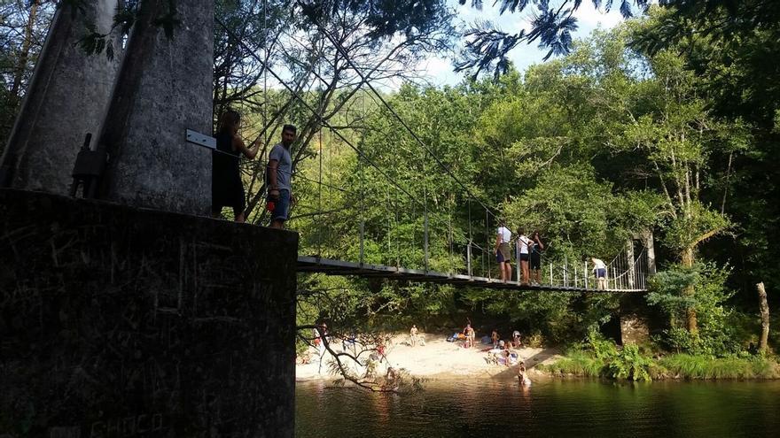 Un rincón propio de Asia que se esconde en Galicia: tiene un puente colgante y está a menos de una hora de Santiago