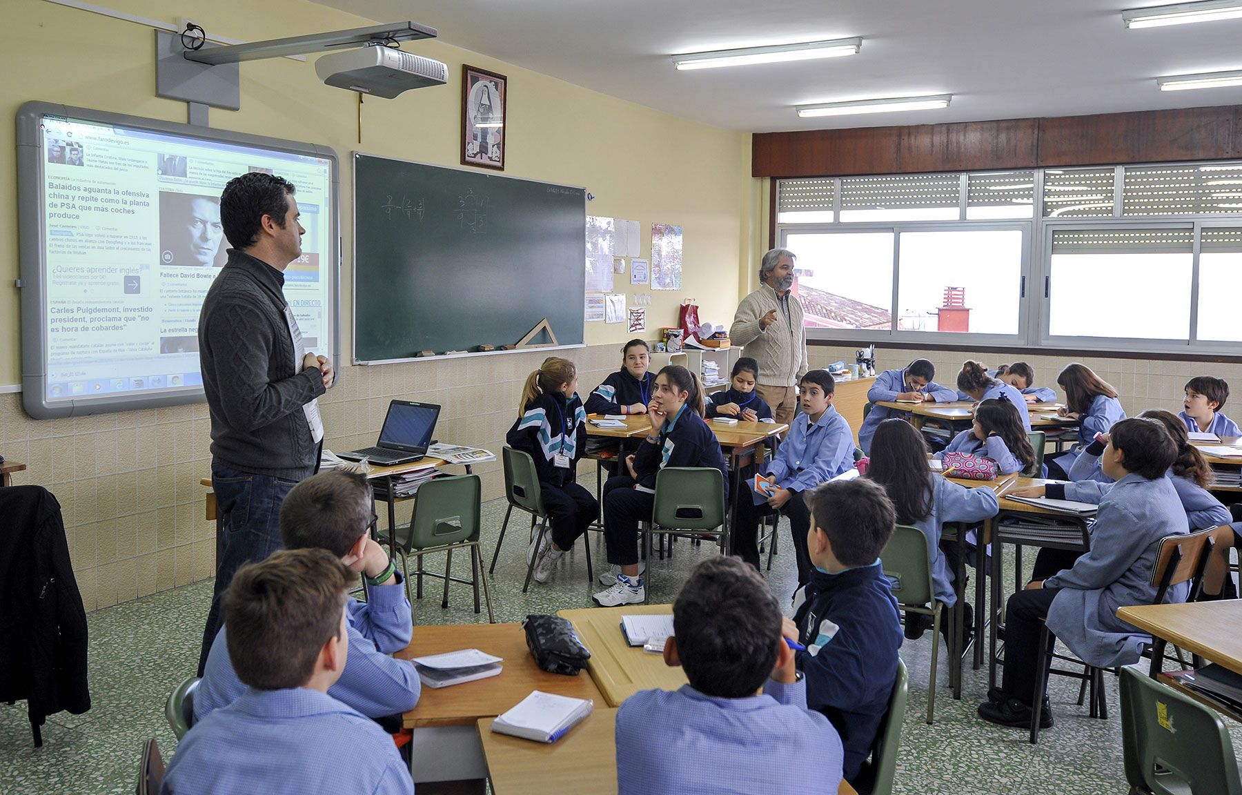 Visita a Faro de Vigo del CPR Plurilingüe María Inmaculada Carmelitas, curso 2016