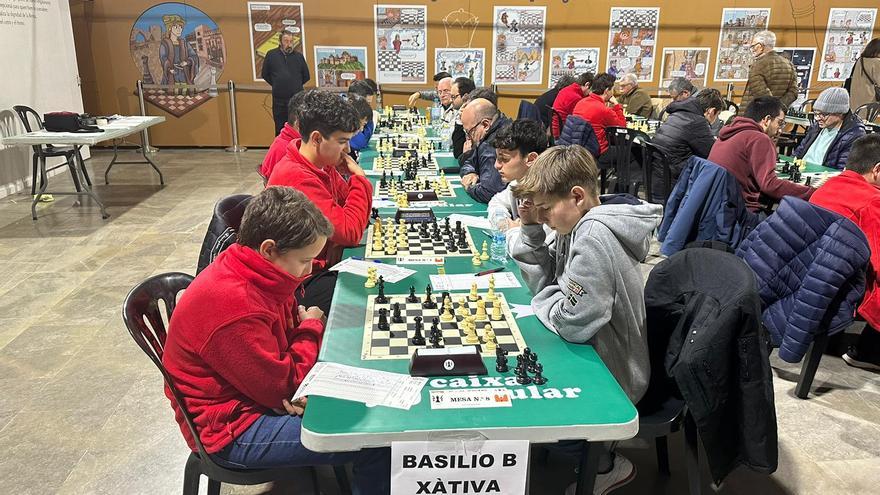 El Escacs Xàtiva y La Primitiva empatan en el derbi setabense del Interclubs