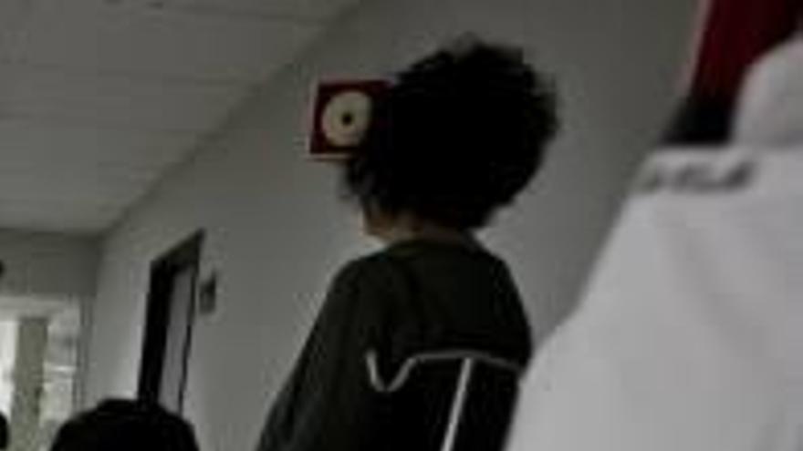 El Hospital General hacina a los niños en la planta de Pediatría