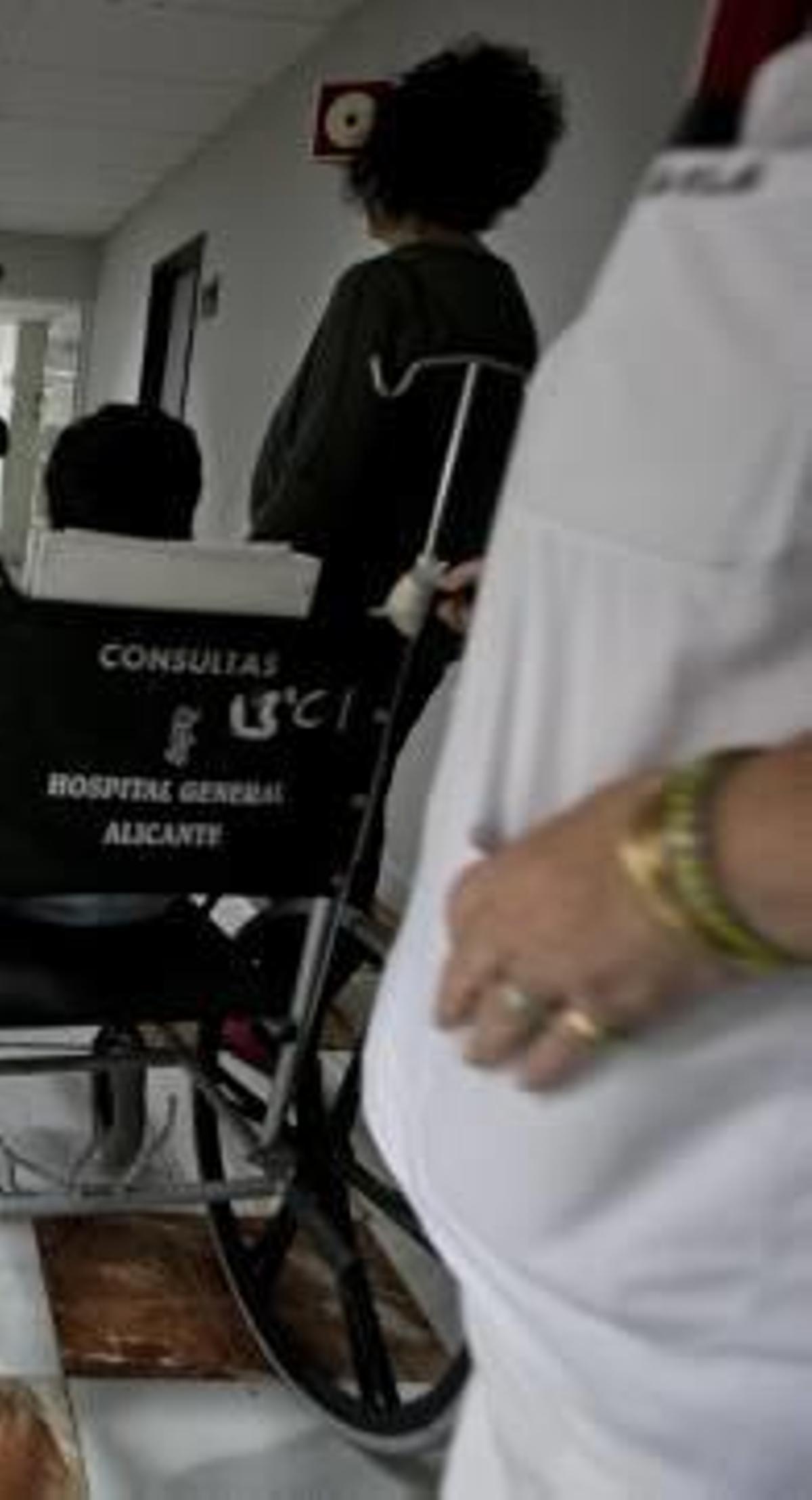 El Hospital General hacina a los niños en la planta de Pediatría