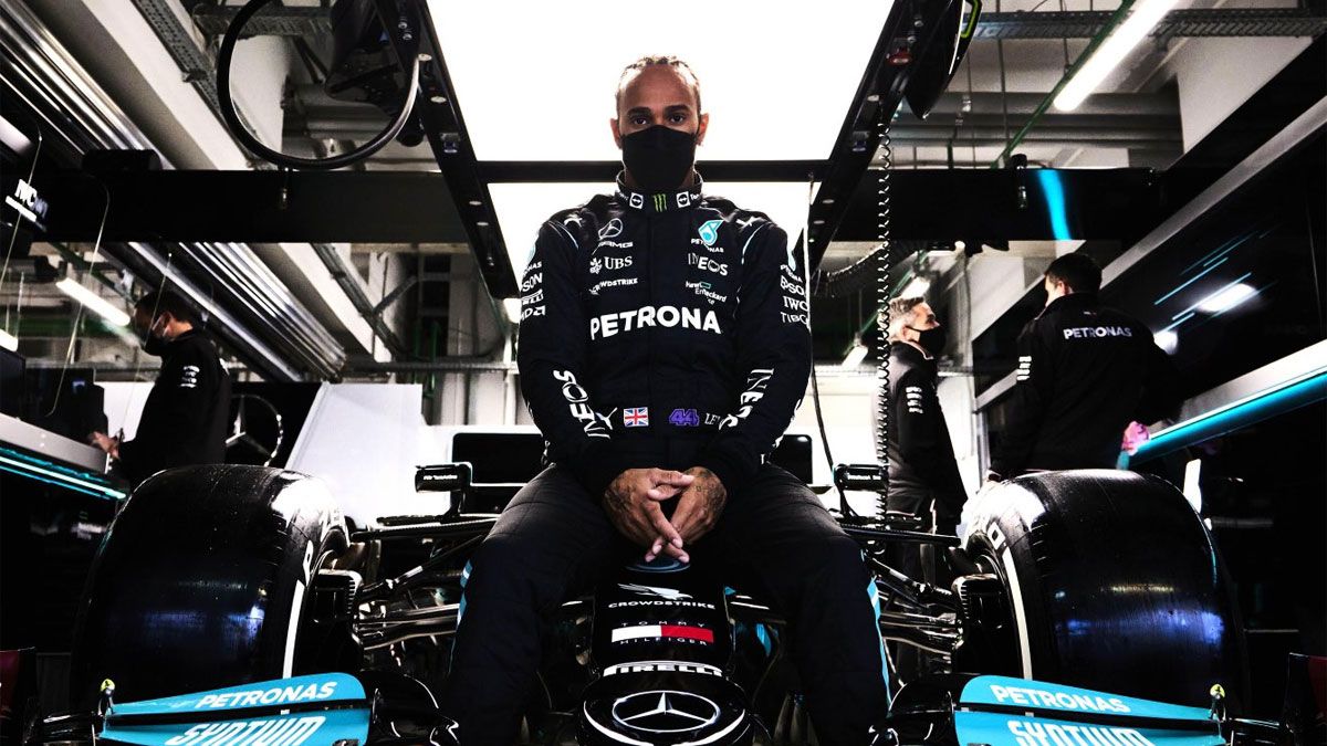 Lewis Hamilton se plantea seguir como mínimo dos años más pilotando para Mercedes