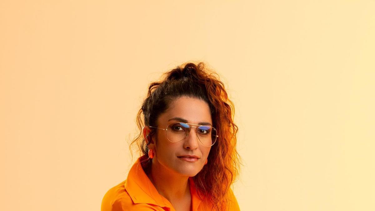 Ruts &amp; La Isla Music.