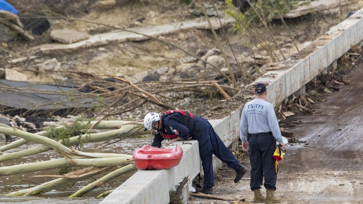Al menos 29 muertos, 9 de ellos menores, y más de 20 niñas de un campamento desaparecidas por graves inundaciones en Texas