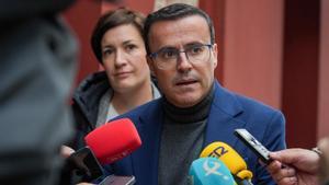 El candidato del PSOE a la Presidencia de la Junta, Miguel Ángel Gallardo, en declaraciones a los medios