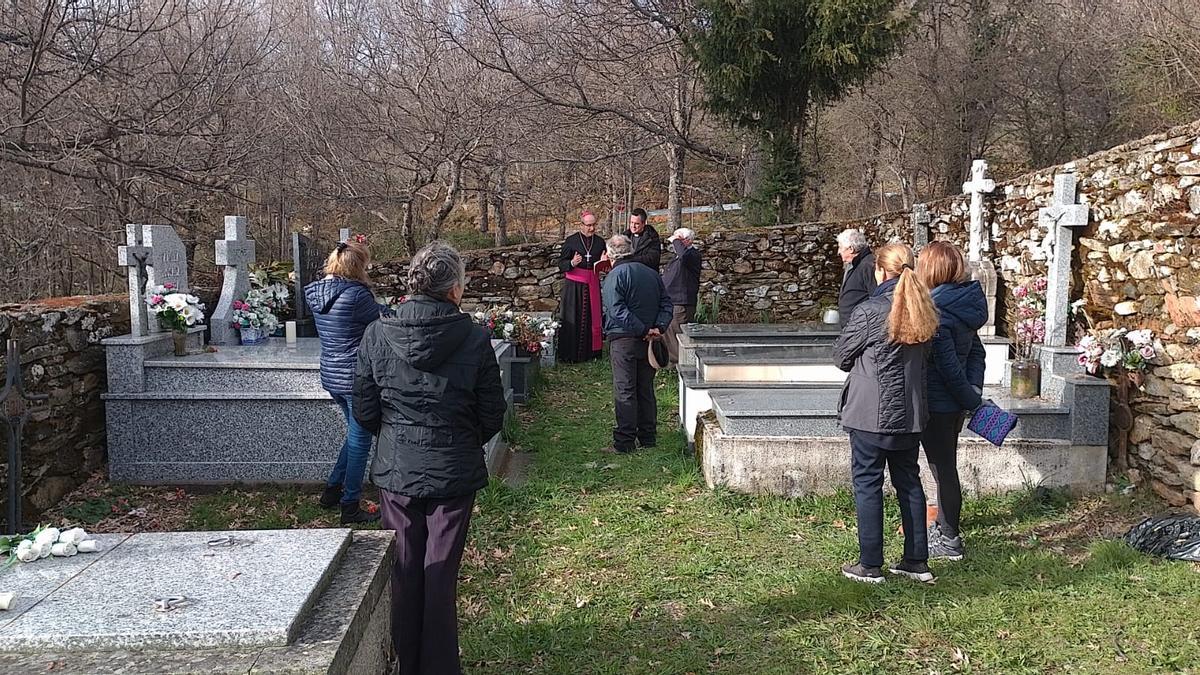 Visita del obispo de Astorga a Sotillo, Coso, Cerdillo, Murias, Limianos, San Ciprián y la residencia de El Puente de Sanabria