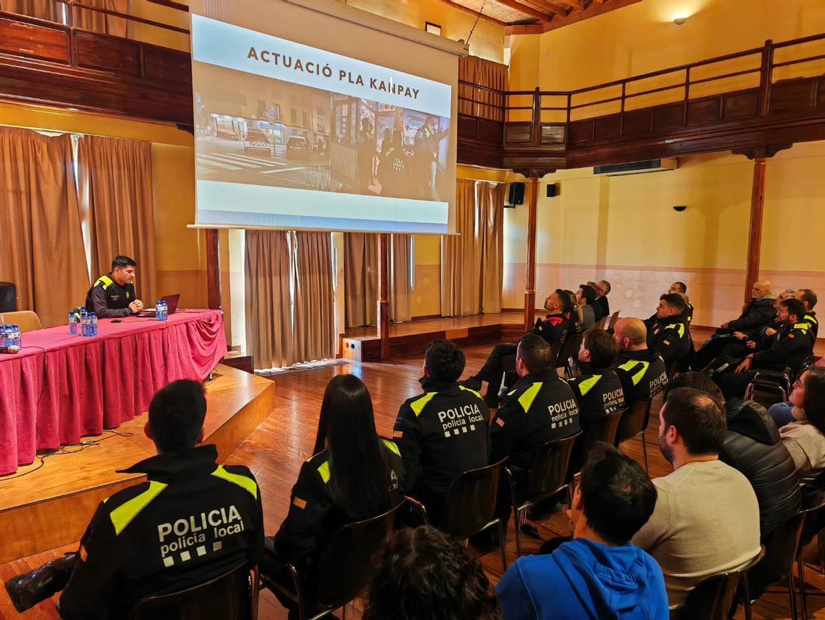 Un moment de la Diada de la Policia Local de Sant Hilari.