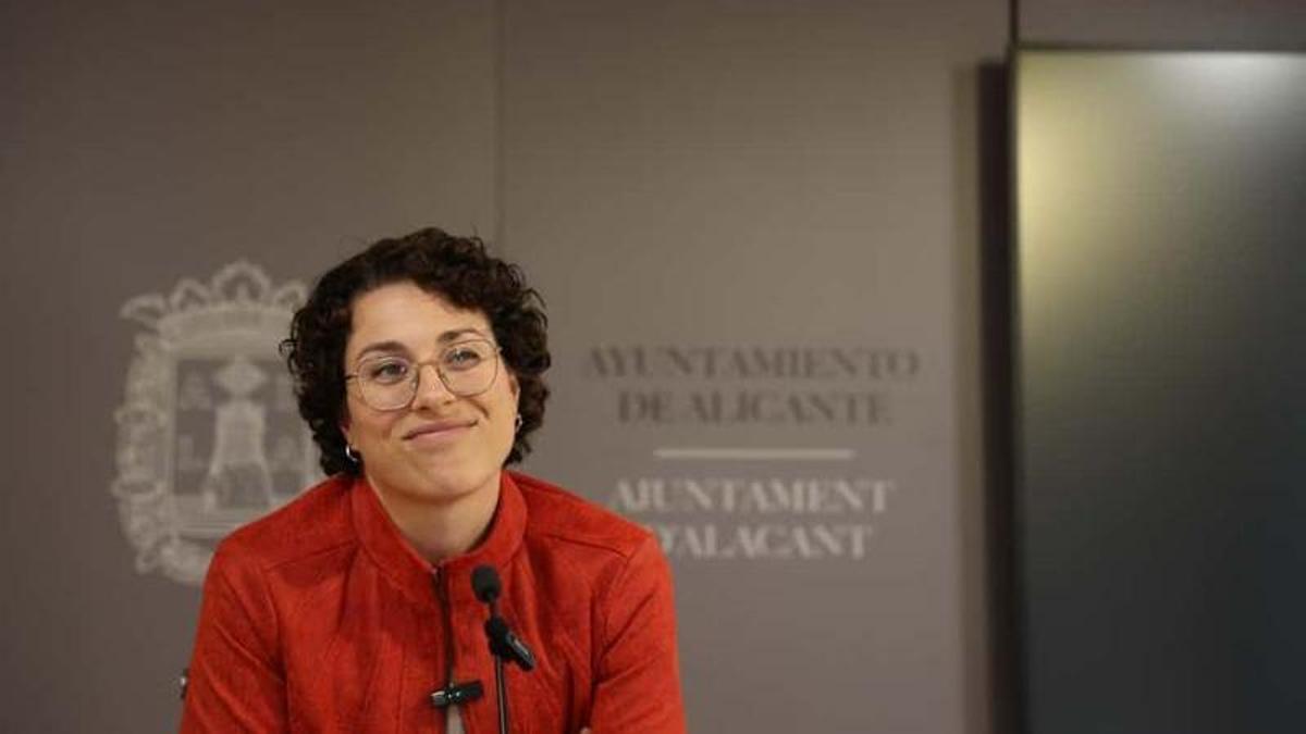 Aitana Mas admite que Compromís se prepara ante un posible escenario electoral