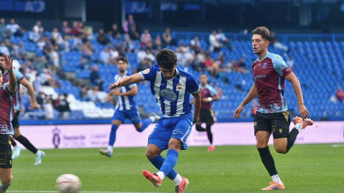 Álvaro Fraga en el Fabril-Real Unión.