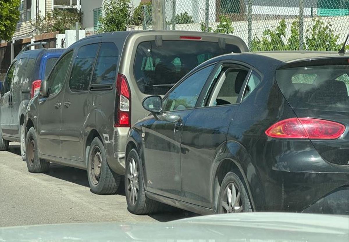 Otro coche con el cristal roto en la misma zona