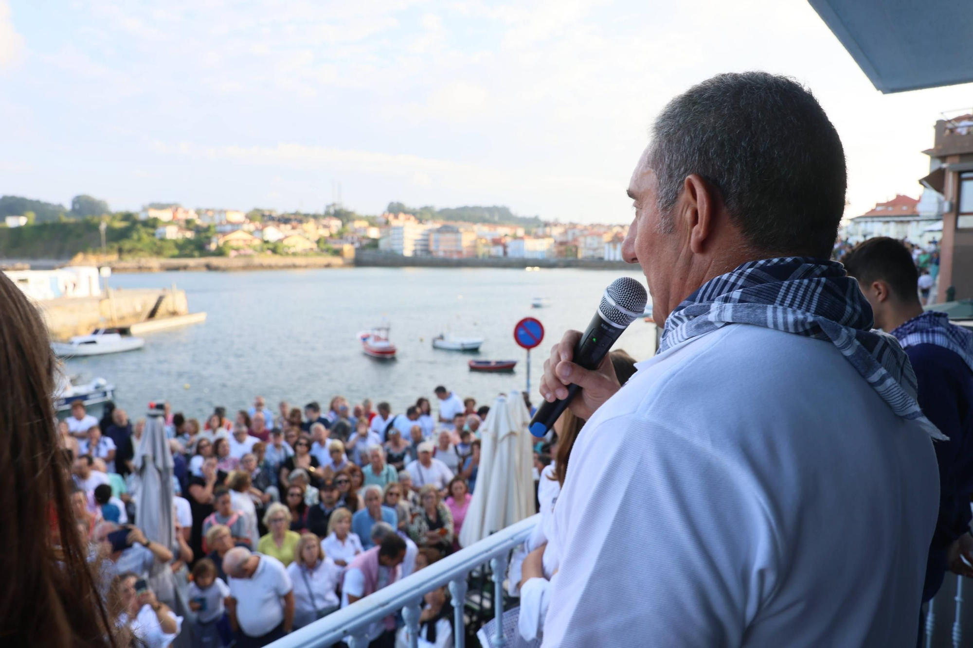 EN IMÁGENES: La procesión de "la llamada de la mar" en el Carmen de Luanco