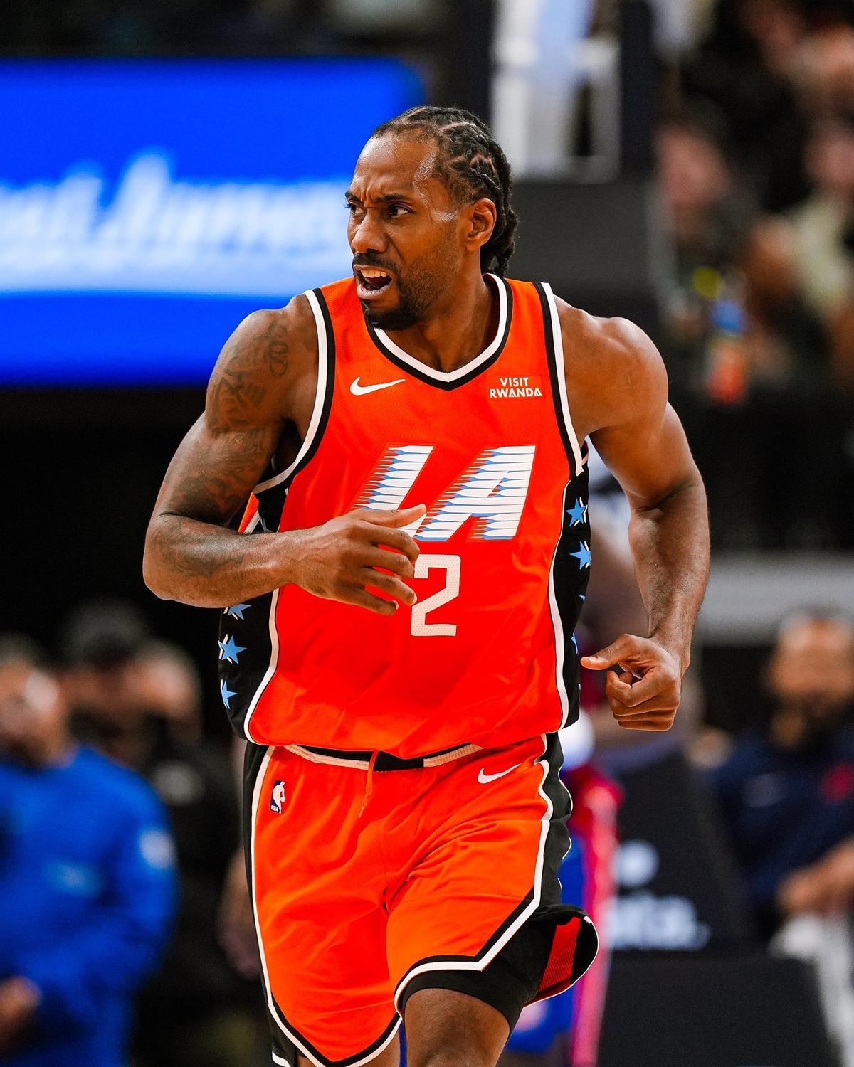 Kawhi Leonard, durante el partido ante los Pistons