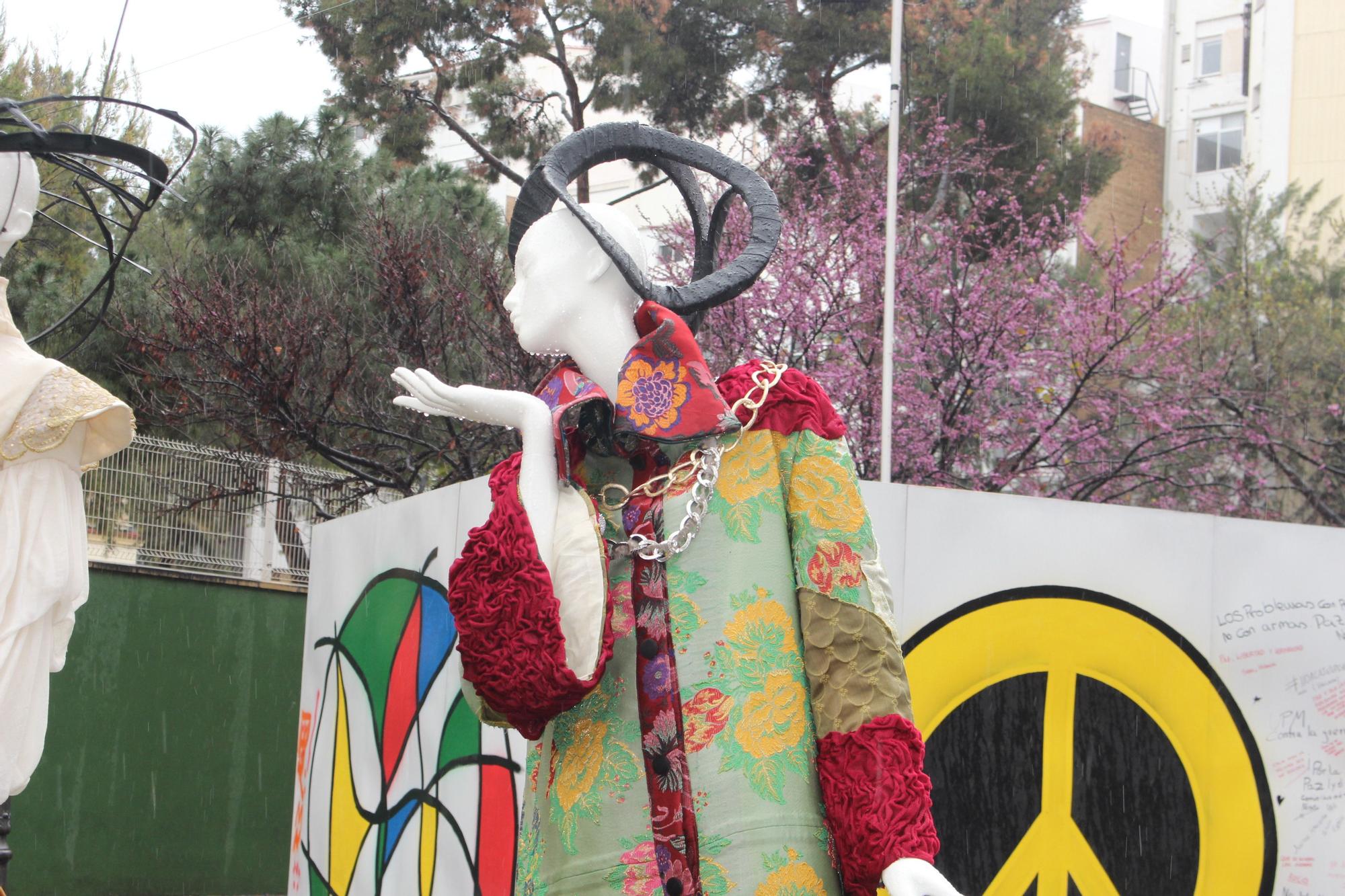 Falla y pasarela de moda sostenible de Manu Fernandez en Palleter-Erudito Orellana