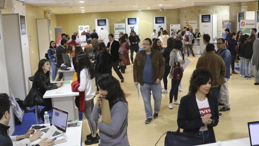 Feria de empleo y emprendimiento.