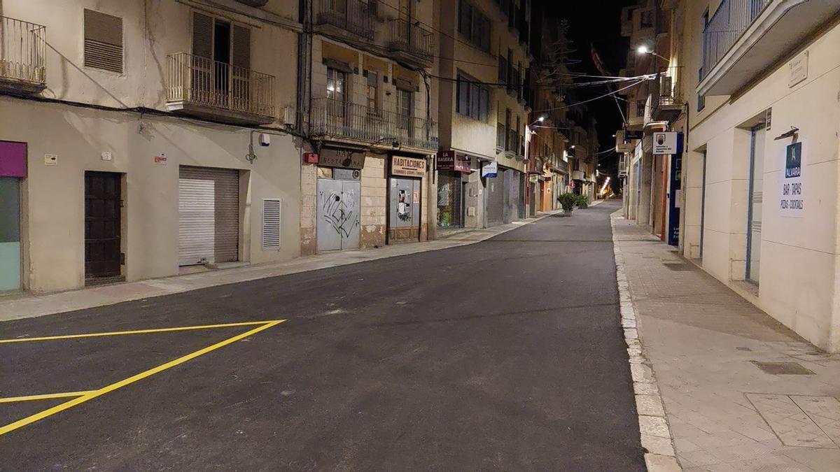 El carrer Pep Ventura acabat d&#039;asfaltar