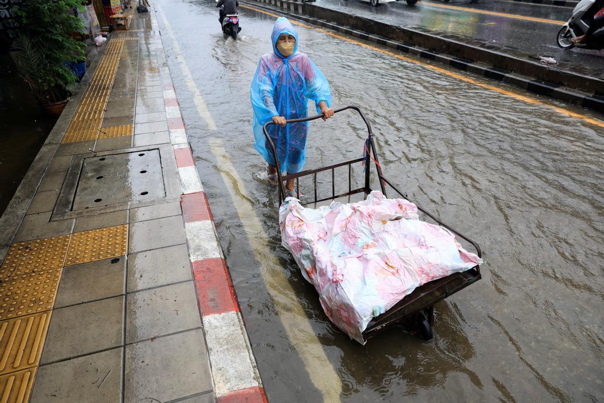 Bangkok amanece bajo el agua tras la peor tormenta del año