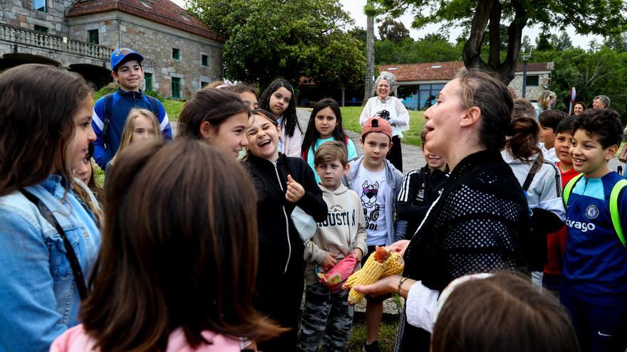 Cerca de 200 personas asisten a las visitas históricas a Vista Real y Vilanova