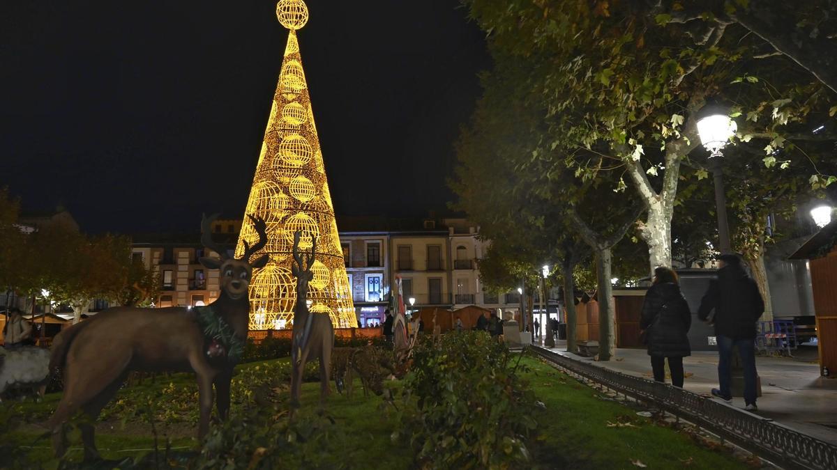 Árbol de Navidad en Álcala de Henares, 2022