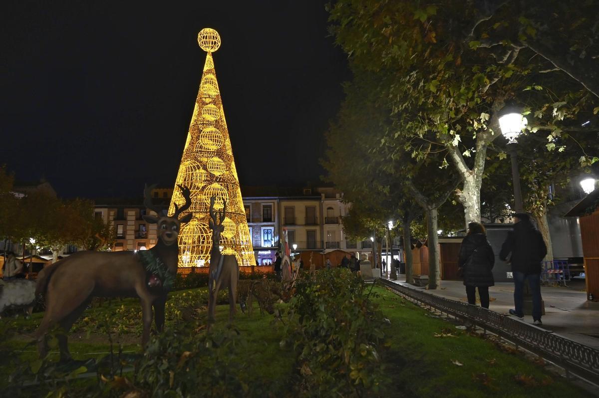 Árbol de Navidad en Álcala de Henares, 2022