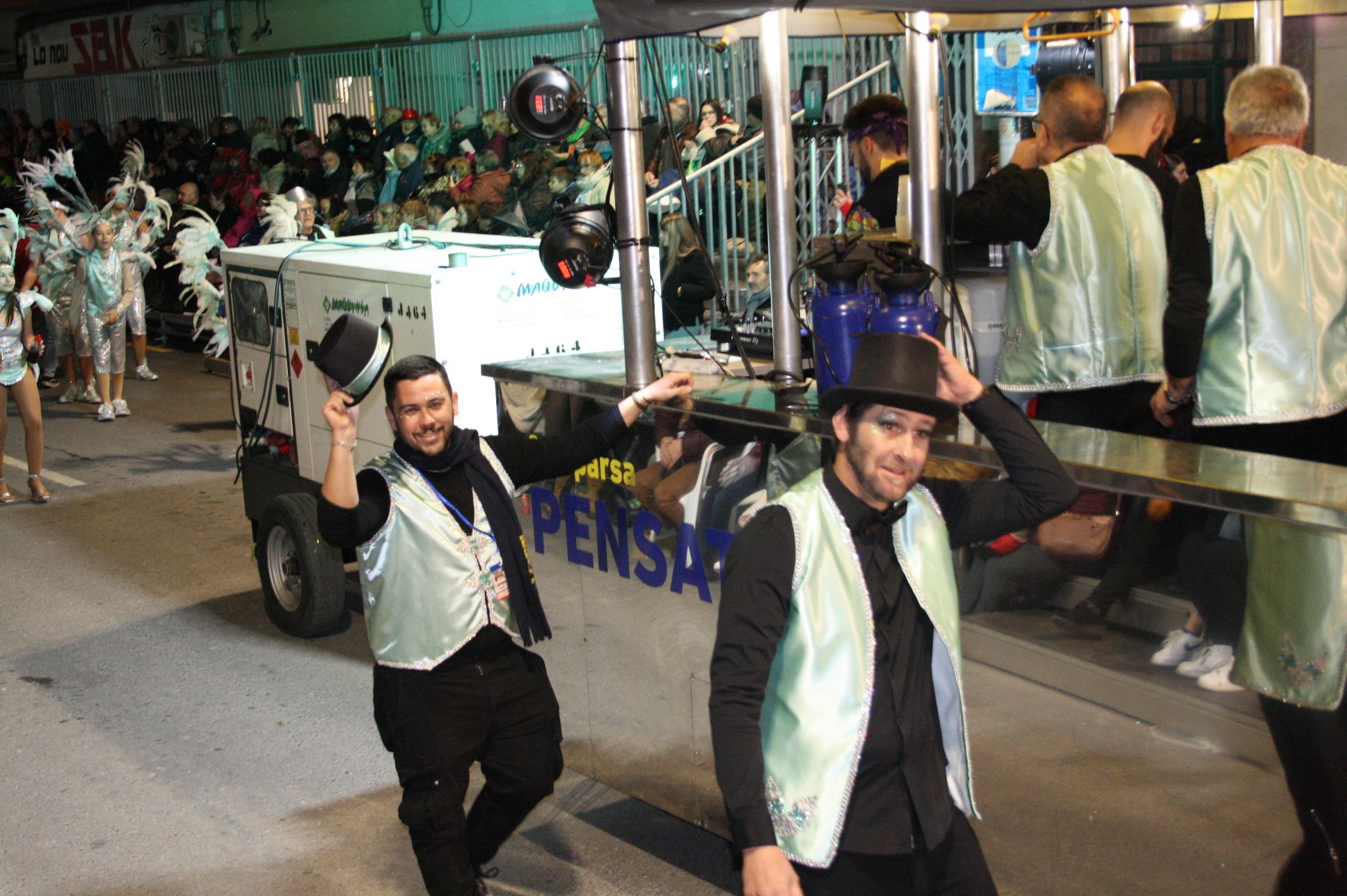 Macrogalería de fotos del primer gran desfile del Carnaval de Vinaròs