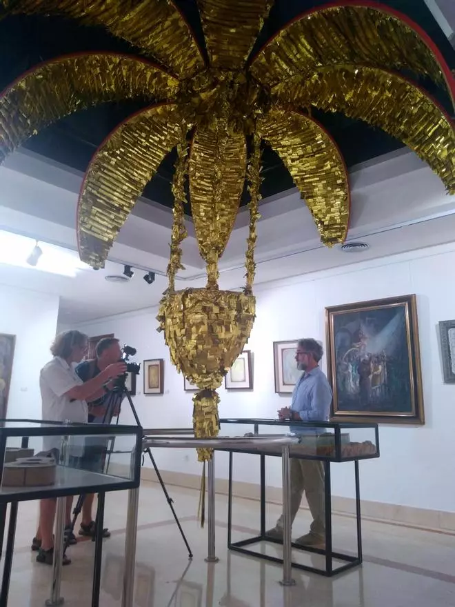 El Patronato Costa Blanca difunde la riqueza cultural y festiva de la provincia en la televisión pública checa