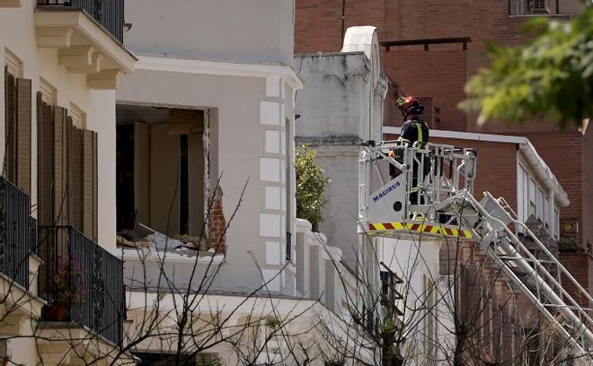 Varios heridos en una explosión en una vivienda del barrio de Salamanca de Madrid.