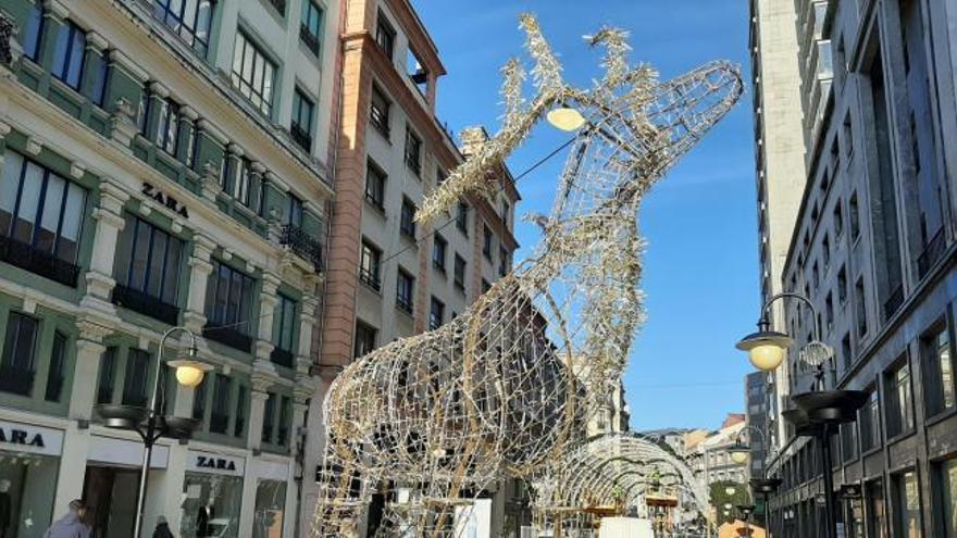 Oviedo ultima los detalles antes de dar el pistoletazo de salida a la decoración navideña