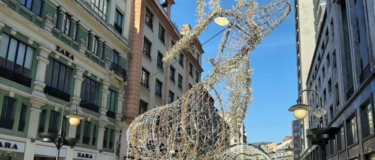 Oviedo ultima los detalles antes de dar el pistoletazo de salida a la decoración navideña