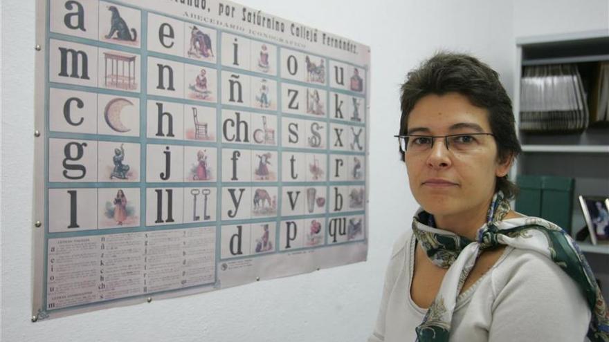 Una profesora de la UCO participa en la recuperación de la historia de las mujeres lingüistas