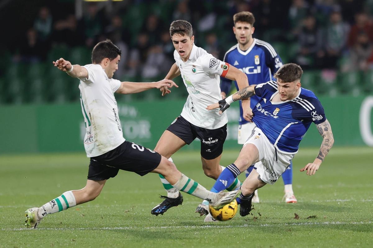 Así fue el partido entre el Real Oviedo y el Racing de Santander