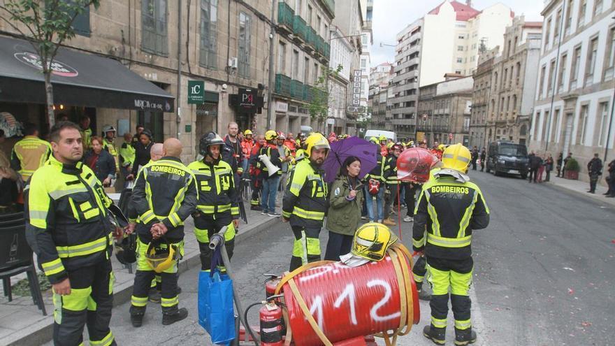 Los GES de Galicia protestan ante la Diputación de Ourense por el modelo de emergencias: «Vimos dunha vaga de lumes e imos camiño de outra e dunha folga»