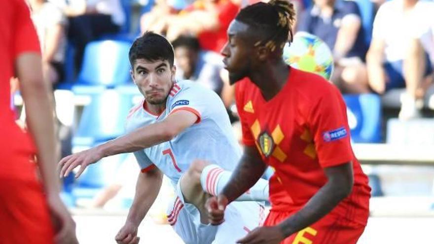 Carlos Soler en el partido de ayer con la Sub-21.