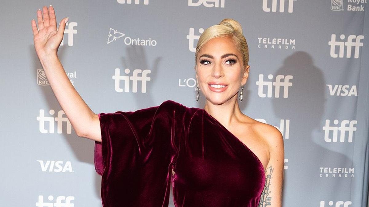 Lady Gaga con un vestido de Ralph &amp; Russo