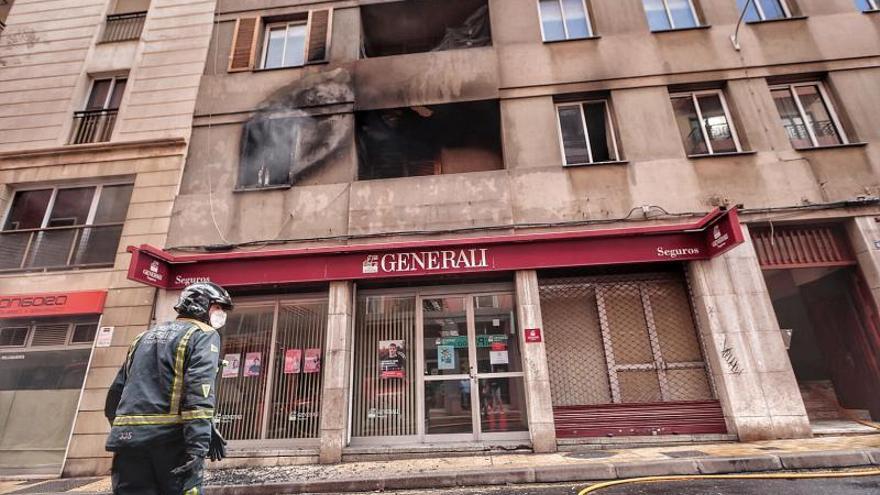 Un incendio en una vivienda de Santa Cruz crea alarma entre los vecinos