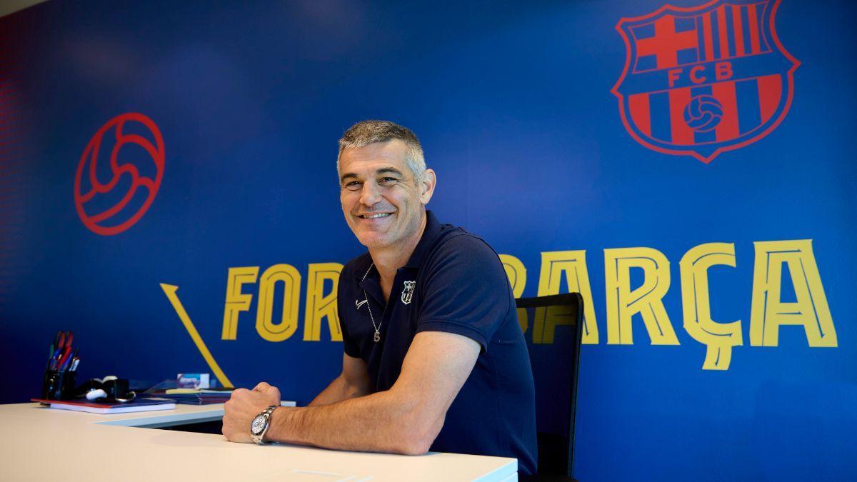 Enric Masip, en un despacho de la Ciutat Esportiva Joan Gamper